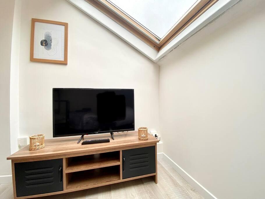 Newz4 - Centre-Ville - Tv - Wifi Calais Exterior photo